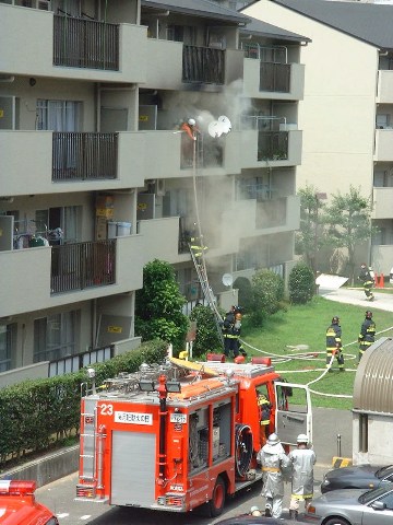 続・昔シリーズ (2) — 火事 2004/09/23-2