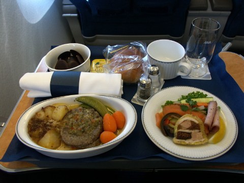 上海 その3 -機内食- 2004/11/20-1